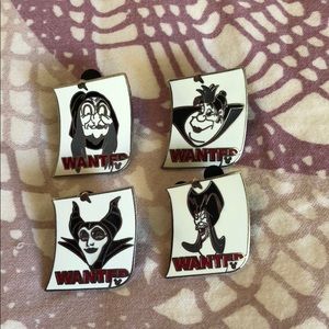 Disney Pin Wanted Disney Villans Set